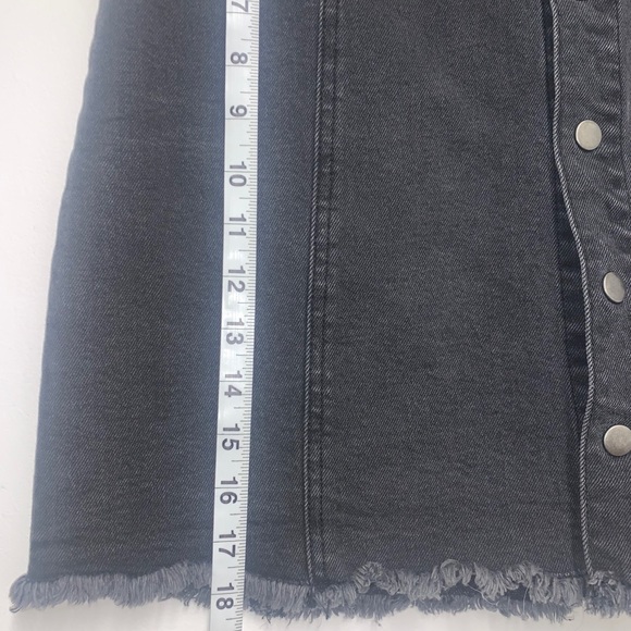Miami Button-Front Raw Hem Mini Denim Skirt - Picture 3 of 5